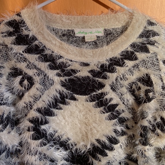 Fuzzy Cozy Sweater - Picture 4 of 10